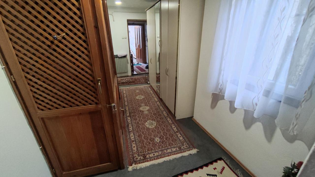 Curovac View Hotel Sarajevo Bagian luar foto