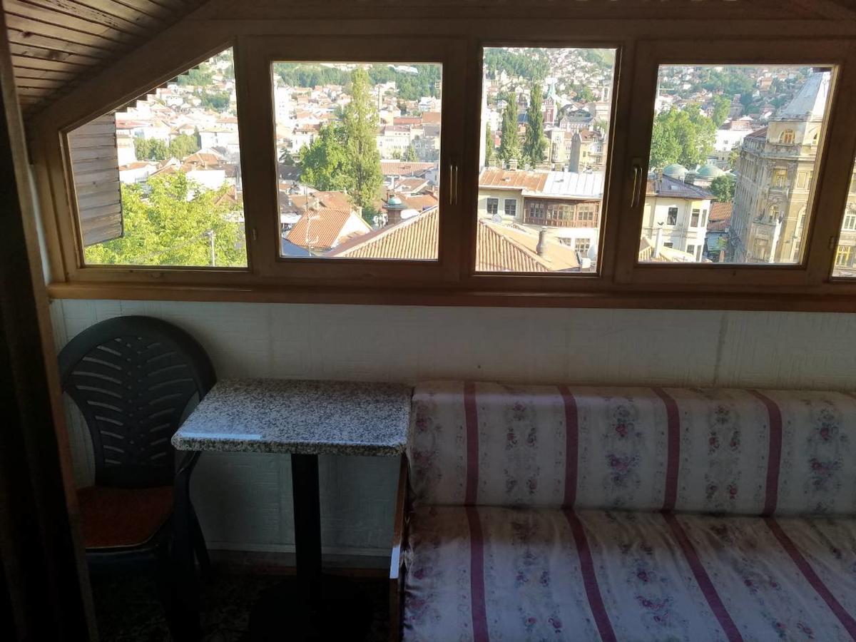 Curovac View Hotel Sarajevo Bagian luar foto